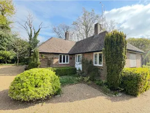 Private 2-bed 2-bthrm Lodge in Sussex countryside - Image 4