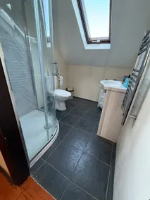 The Lodge - Image 4