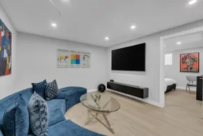 Elegant 2BR Suite | Residenz X-Mas Comfort & Style - Image 5