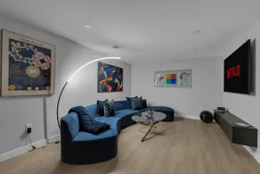 Elegant 2BR Suite | Residenz X-Mas Comfort & Style - Image 3