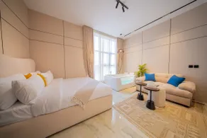 Studio with Jacuzzi - Image 5