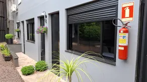 Compact and fully equipped studio offering comfort and convenience - Image 5