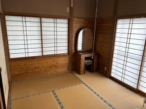 Kawaji | Private House in Hyuga City | Host is not present | Maximum 6 people | 5 minutes by car to the sea | Parking for 2 cars | BBQ in the garden - Image 3