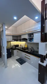 Sahoo’s Residence: Comfortable 2BR/1BA Stay - Image 5