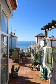 Charming seaside villa in Torrox Costa - Image 2