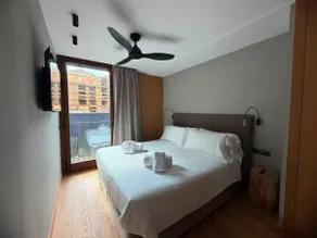 Luxurious Mountain Gem Enjoy Nature l Gym Sauna Pool l 1 MINUTE WALK TO SLOPES l by BonesVacances - Image 4