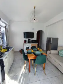 Georgia's House - Image 2