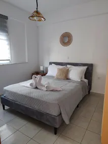 Georgia's House - Image 3