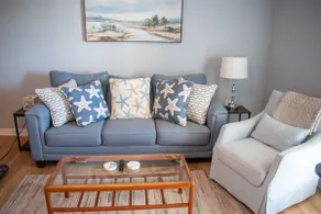 Poppy’s Bayou Place - Image 5