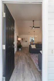 Groovy in Grovetown - Image 5