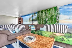 Hervey Bay Stay! Pet Friendly 800 mt from beach - Image 2