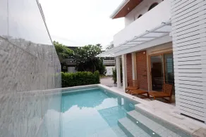 Blue Hawaii Pool Villa escape in 90s walk to beach - Image 3