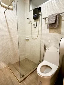 Comfort Corner | 5 mins to SRT - Image 5
