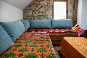 Apartment On the Roof of the World - Image 2