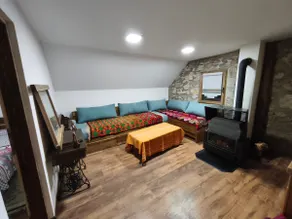 Apartment On the Roof of the World - Image 4