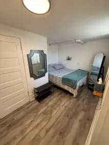 1 bedroom 1 bath Boho Basement - Image 4