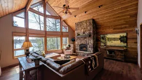 Timber Lodge Retreat on Road Lake - Image 5