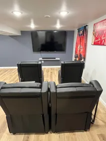 Cinema style-private retreat - Image 3