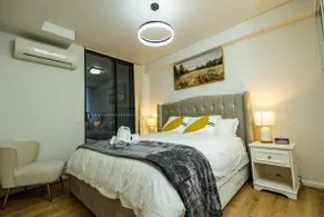 Parra Stylish Pad | Walk to Train + Own Parking - Image 5