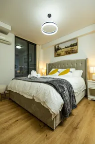 Parra Stylish Pad | Walk to Train + Own Parking - Image 4