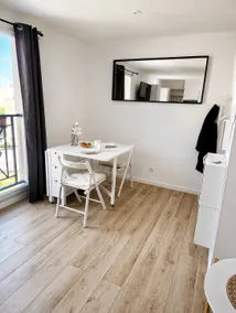 Cozy nest • Close to Stade de France & Paris - Image 4