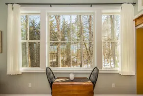 Charming Vermont Schoolhouse - Image 4
