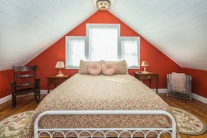 Charming Vermont Schoolhouse - Image 3