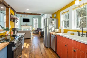 Charming Vermont Schoolhouse - Image 5