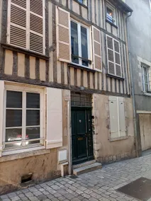 Small studio in the city center - Image 3