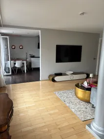 4 bedroom apartment with garden - Image 3