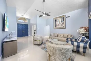 Modern 4BR in Central Wellington- Walk to Shops - Image 5
