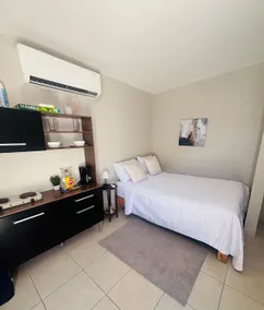 Private studio-near the beach-kitchen-breakfast kit - Image 2