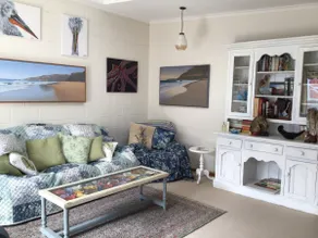 “Otway Arts” 2 Queen Bedrooms, unit, Town Centre - Image 2