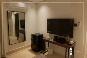 D4 - Luxury room in Al Taawon neighborhood - Image 3