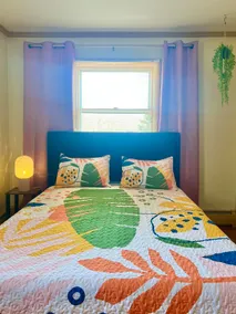Hip Mid Century, Sleeps 12, Cozy Patio, Game Room - Image 4