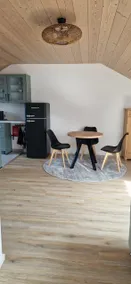 Charming 2-room top floor apartment in the countryside - Image 4