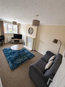 Modern 2BR | Free Parking | Airport 9-Min - Image 3
