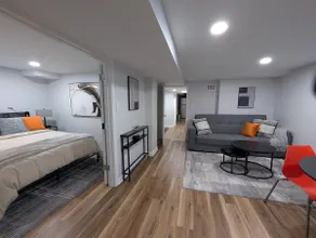 Garden Apartment /washer& dryer/O’Hare/parking - Image 3