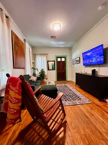 Belmont Bungalow is near LSU lakes, quiet street. - Image 4
