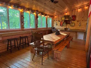 Papa G's Pad - Image 5