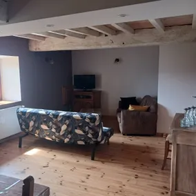 5-Bedroom House – Sleeps 12 People - Image 5