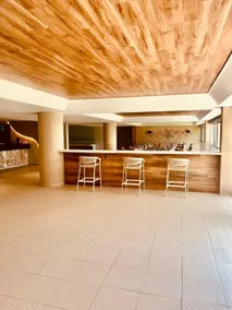 Fully-equipped waterfront flat 10' high wall Porto Galinha - Image 5