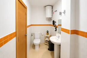 Apartamentos de Juan, Apartment with double bed. - Image 4