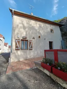 Waterfront house - Image 2