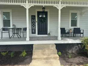 2 bedroom Downtown Greeneville Park Place - Image 2