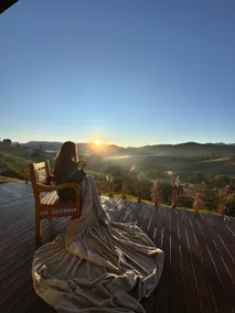 Highland Getaway 2 with Hot Tub - Image 4