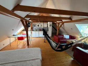 Attic studio with parking and air conditioning - Image 4
