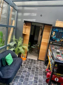 Guesthouse with Outdoor Jacuzzi, 10 Minutes from Lille City Center - Image 5
