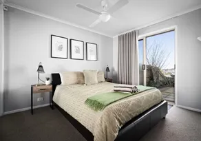 Sunbury on the hill close to airport with wifi pet friendly - Image 2