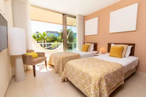 Salgados Beach Apartment | 7 min walk to beach by Lisbeyond - Image 5